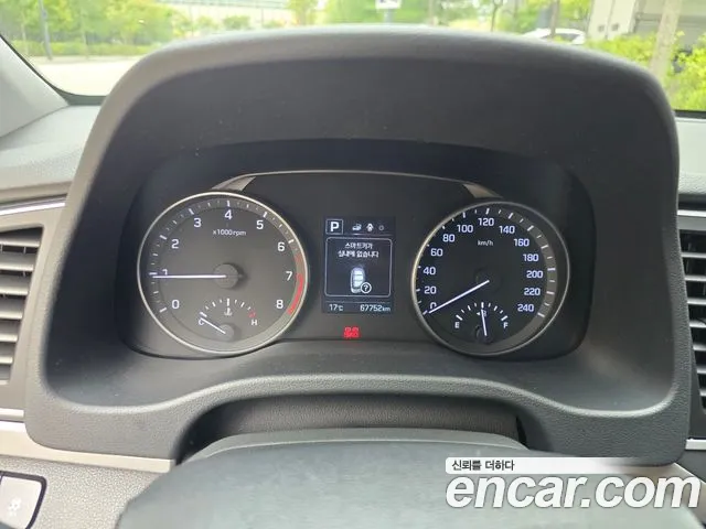 Hyundai Avante 2016 thumb 12