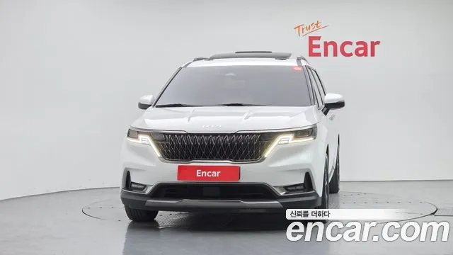 Kia Carnival 2021 thumb 3