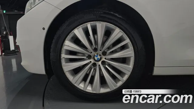 BMW Gran Turismo 2014 thumb 5
