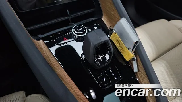 Polestar 2 2022 thumb 9