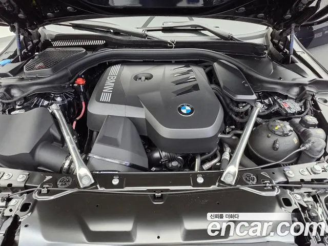 BMW 5-Series 2026 thumb 6
