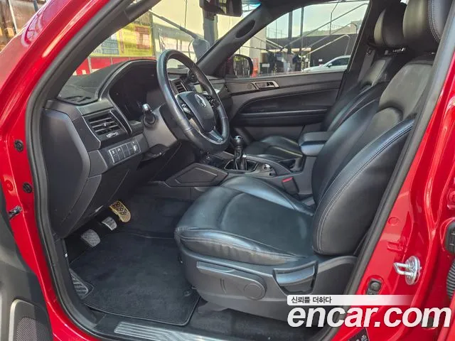 KG_Mobility_Ssangyong Rexton 2019 thumb 4