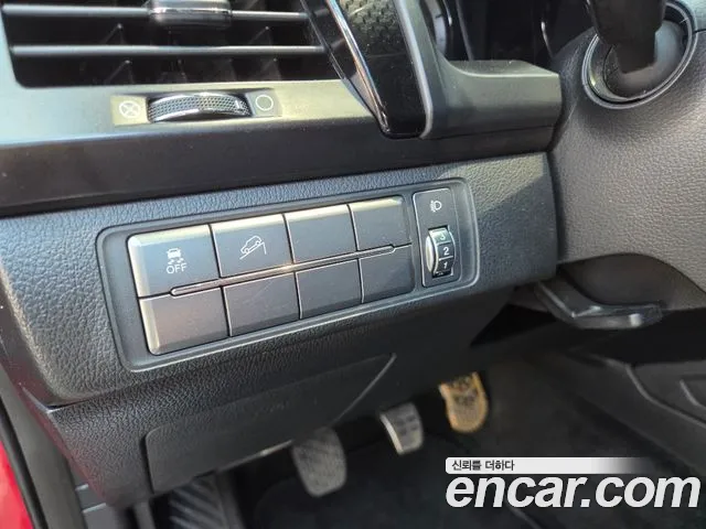 KG_Mobility_Ssangyong Rexton 2019 thumb 5