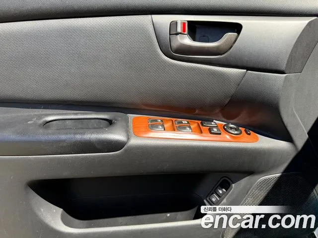 Kia Lotze 2006 thumb 10