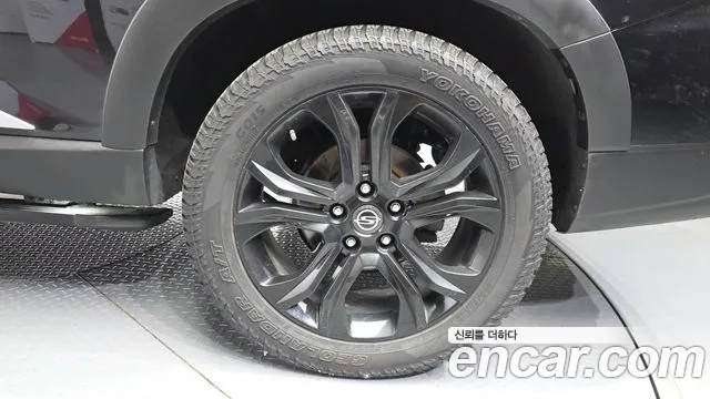 KG_Mobility_Ssangyong Rexton 2020 thumb 4