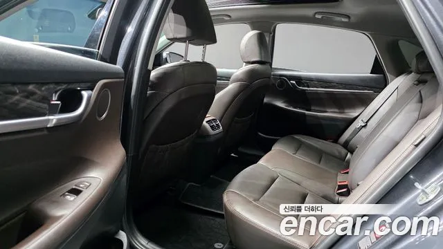 Hyundai Grandeur 2017 thumb 12