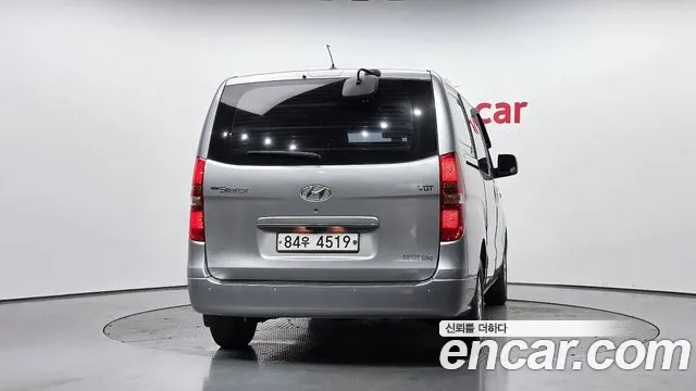 Hyundai Starex 2016 thumb 4