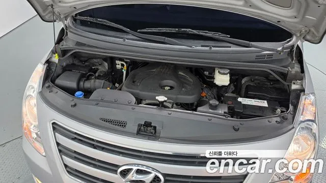 Hyundai Starex 2016 thumb 6