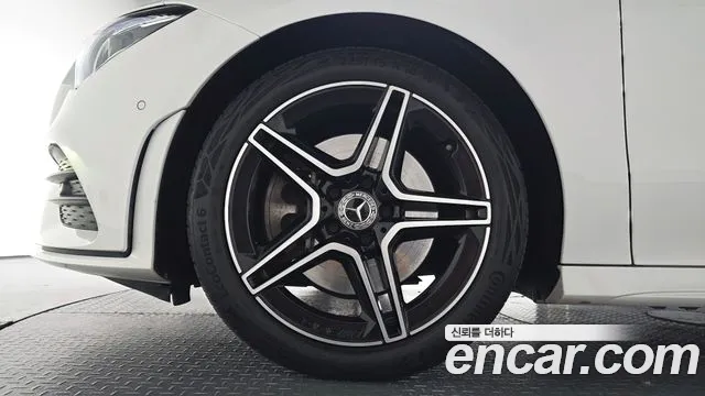 Mercedes-Benz CLA 2023 thumb 4