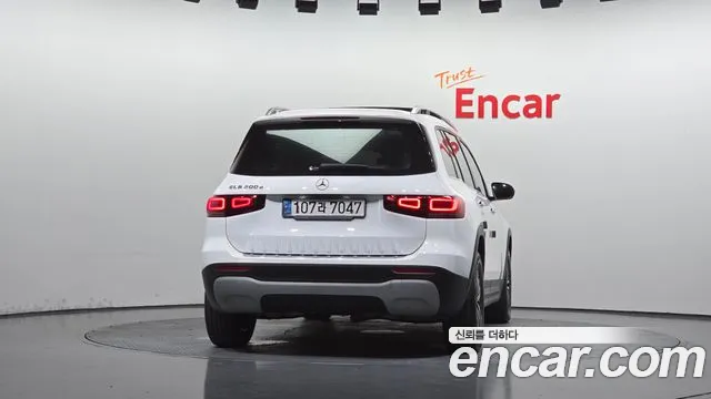 Mercedes-Benz GLB 2021 thumb 4