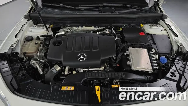 Mercedes-Benz GLB 2021 thumb 6