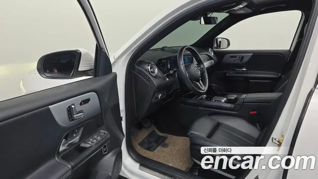 Mercedes-Benz GLB 2021 thumb 10
