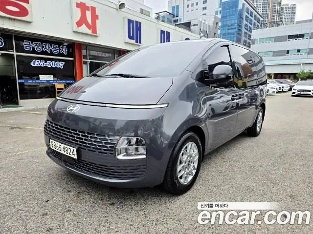 Hyundai Staria 2024 thumb 11