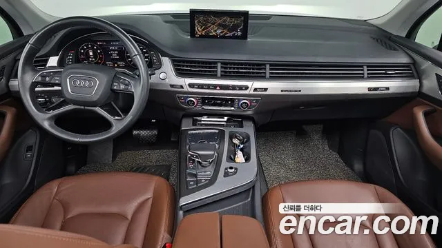 Audi Q7 2019 thumb 7