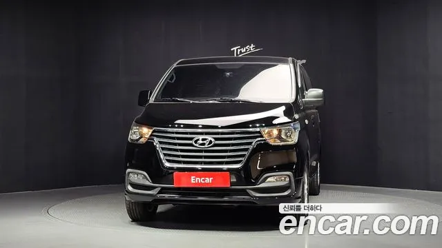 Hyundai Starex 2018 thumb 3