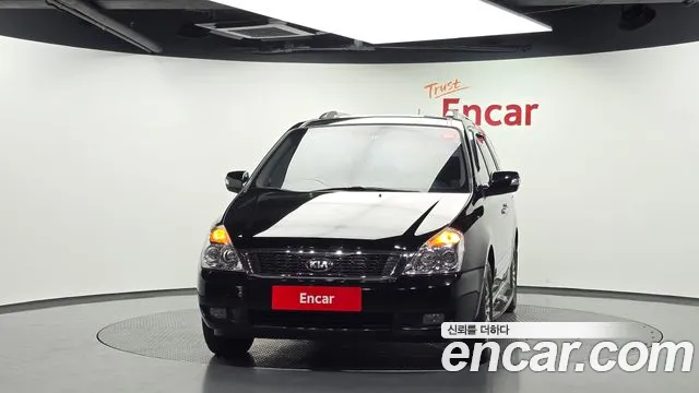 Kia Carnival 2013 thumb 3