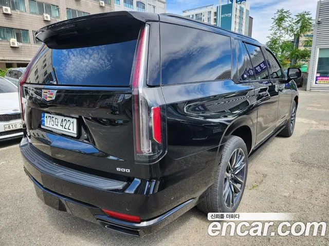 Cadillac Escalade 2023 thumb 2