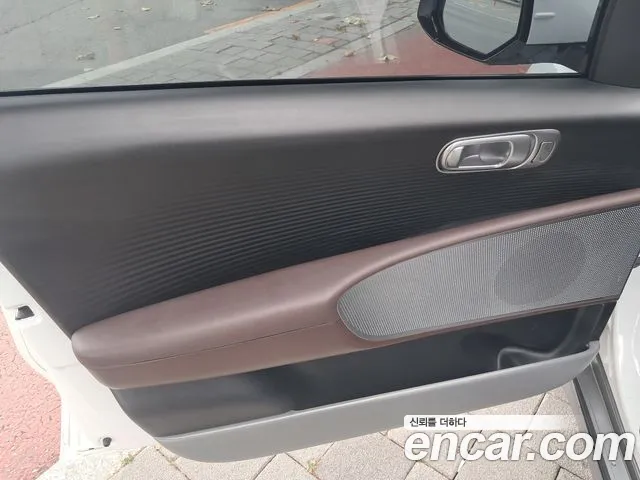 Hyundai IONIQ 6 2023 thumb 10