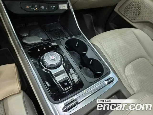Kia Carnival 2024 thumb 8