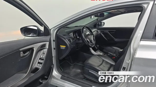 Hyundai Avante 2013 thumb 10