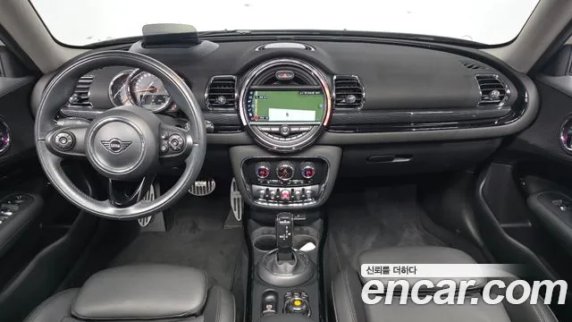 MINI Clubman 2019 thumb 6