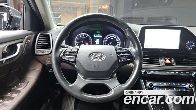 Hyundai Grandeur 2018 thumb 12