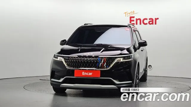 Kia Carnival 2021 thumb 3