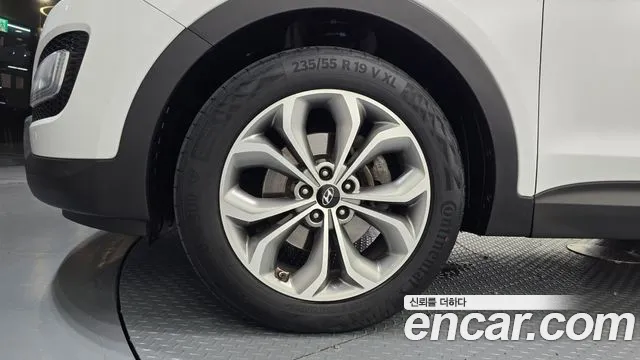 Hyundai Santa Fe 2014 thumb 5