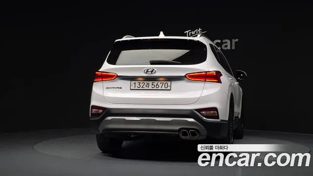 Hyundai Santa Fe 2019 thumb 4