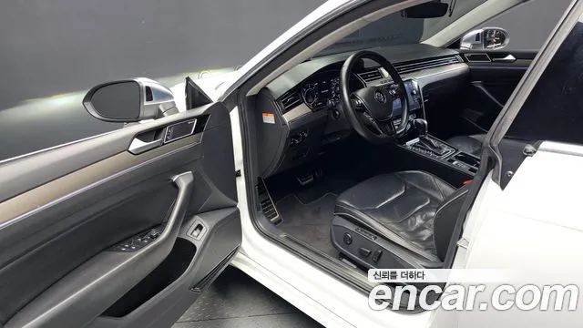 Volkswagen Arteon 2019 thumb 10