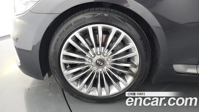 Kia K9 2018 thumb 5