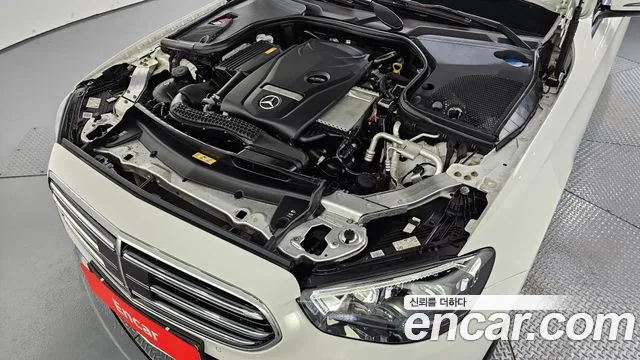 Mercedes-Benz E-Класс 2021 thumb 6