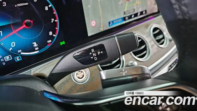 Mercedes-Benz E-Класс 2021 thumb 9
