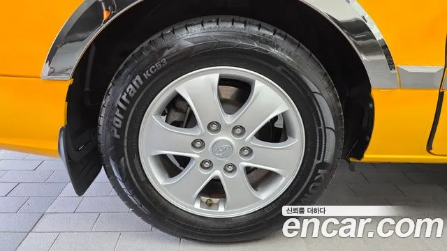 Hyundai Starex 2019 thumb 5