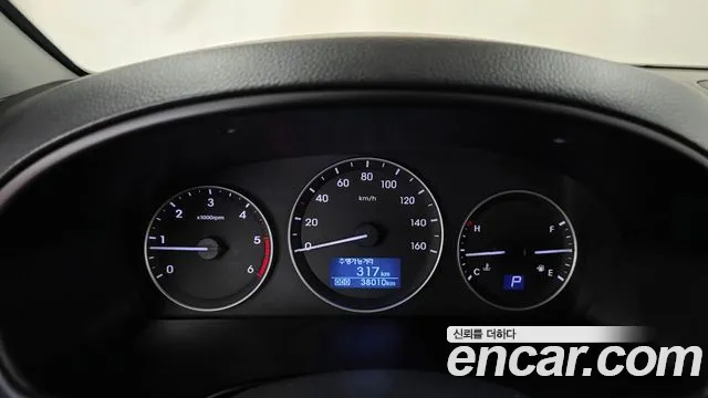 Hyundai Starex 2019 thumb 8