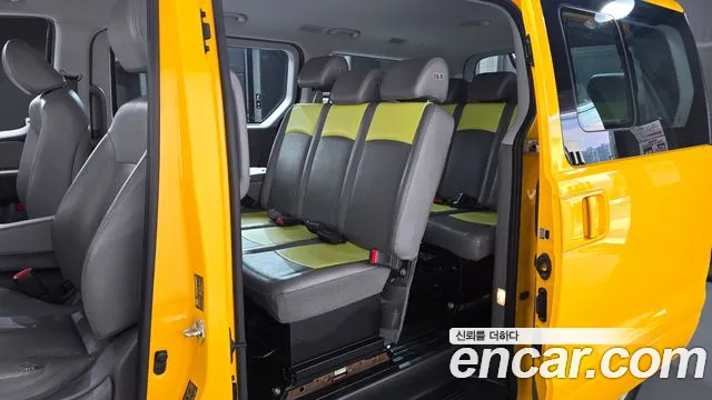 Hyundai Starex 2019 thumb 11