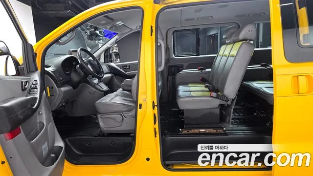 Hyundai Starex 2019 thumb 12