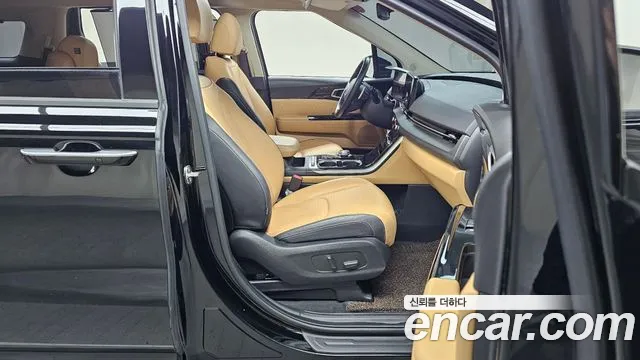 Kia Carnival 2021 thumb 11