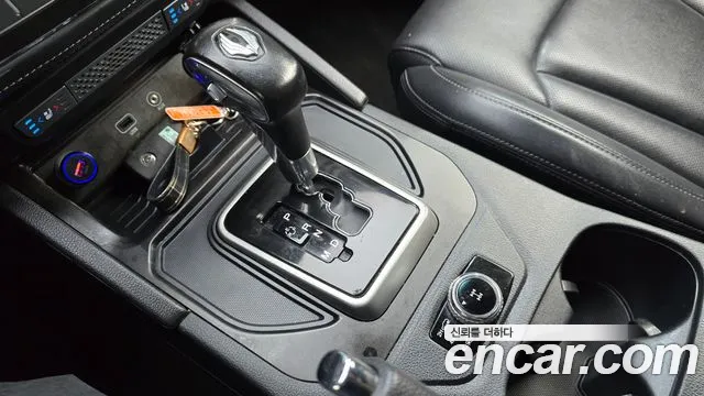 KG_Mobility_Ssangyong Rexton 2019 thumb 9