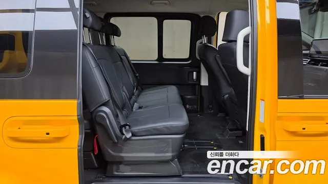 Hyundai Staria 2026 thumb 10