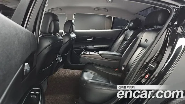Kia K9 2012 thumb 11