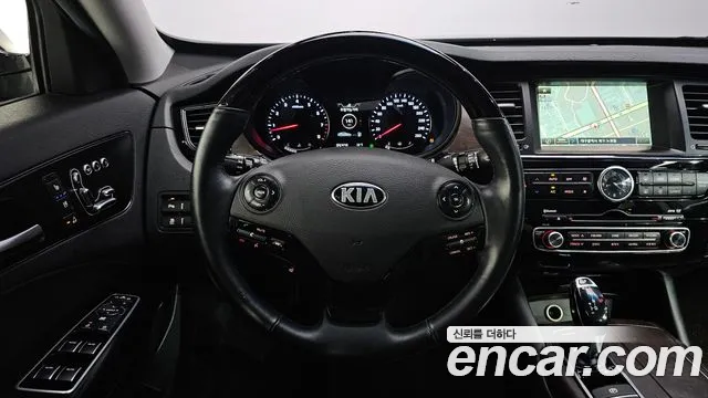 Kia K9 2012 thumb 12