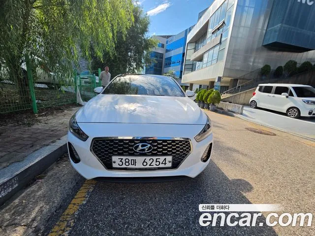 Hyundai i30 2017 thumb 11
