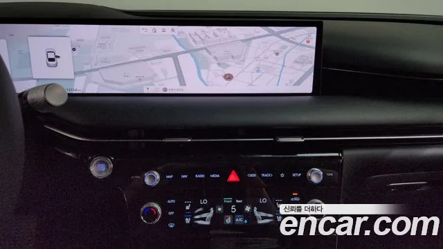 Genesis G80 2024 thumb 12