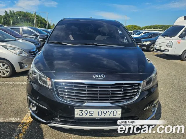 Kia Carnival 2016 thumb 3