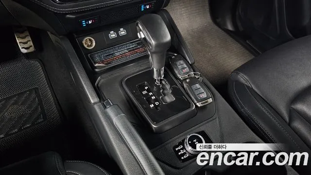 KG_Mobility_Ssangyong Rexton 2022 thumb 9