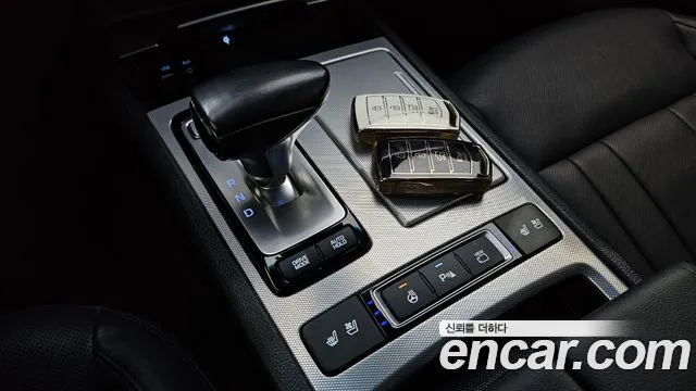 Genesis G80 2018 thumb 8