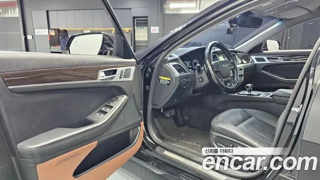 Genesis G80 2018 thumb 9