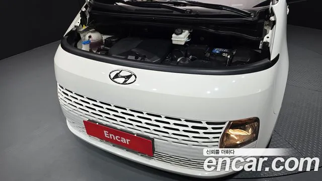 Hyundai Staria 2021 thumb 6