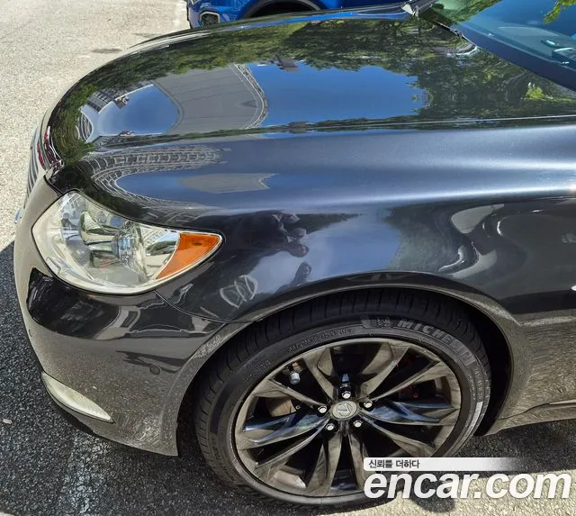 Lexus LS 2008 thumb 5
